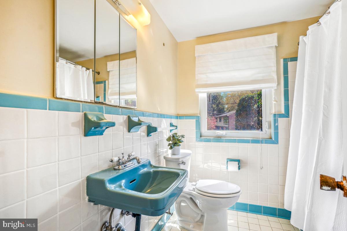 1801 PRIMROSE ROAD NW