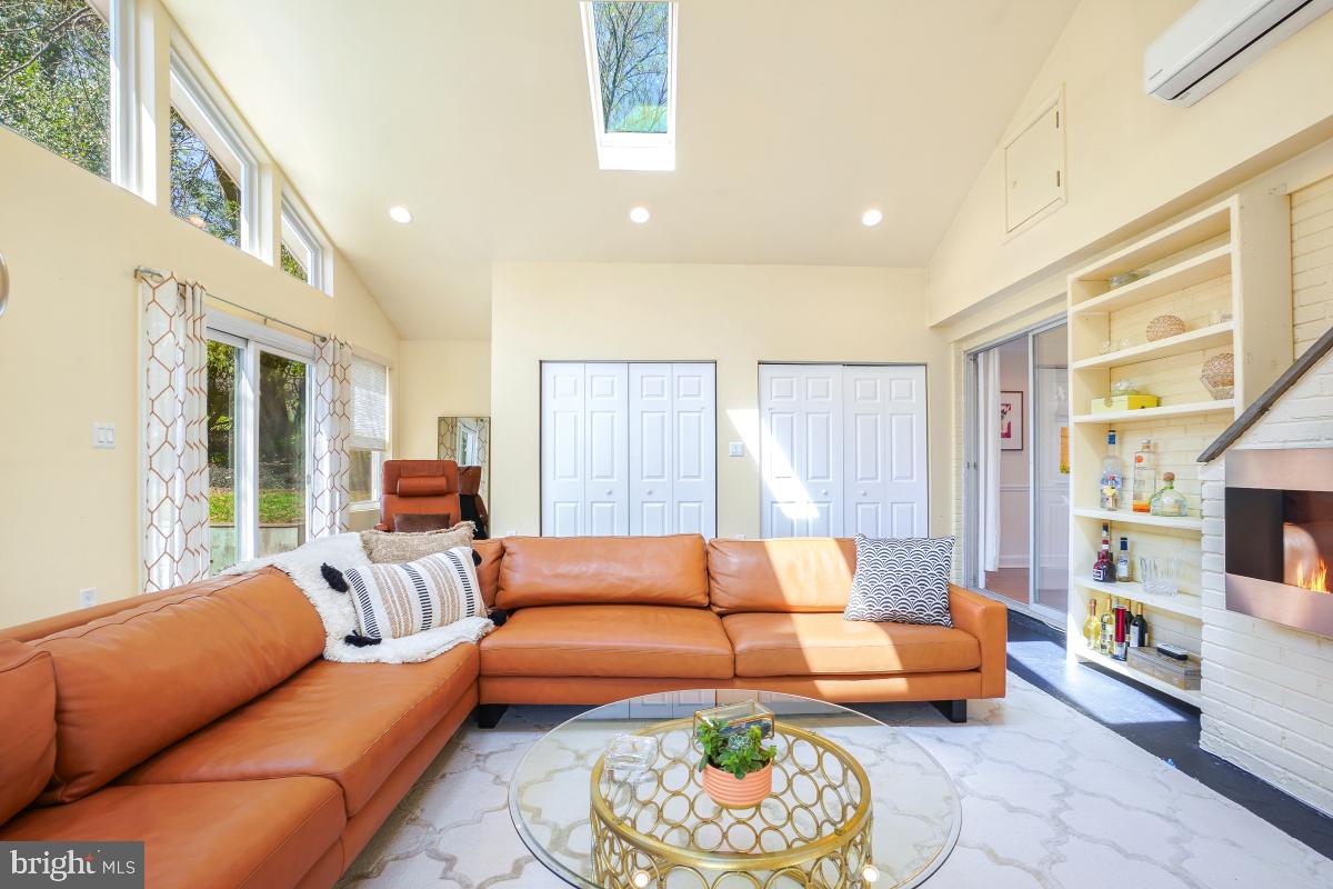 1801 PRIMROSE ROAD NW