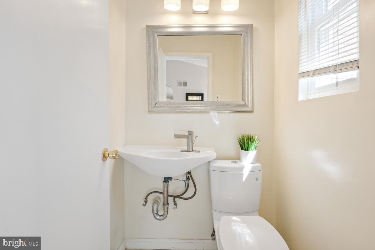 1801 PRIMROSE ROAD NW