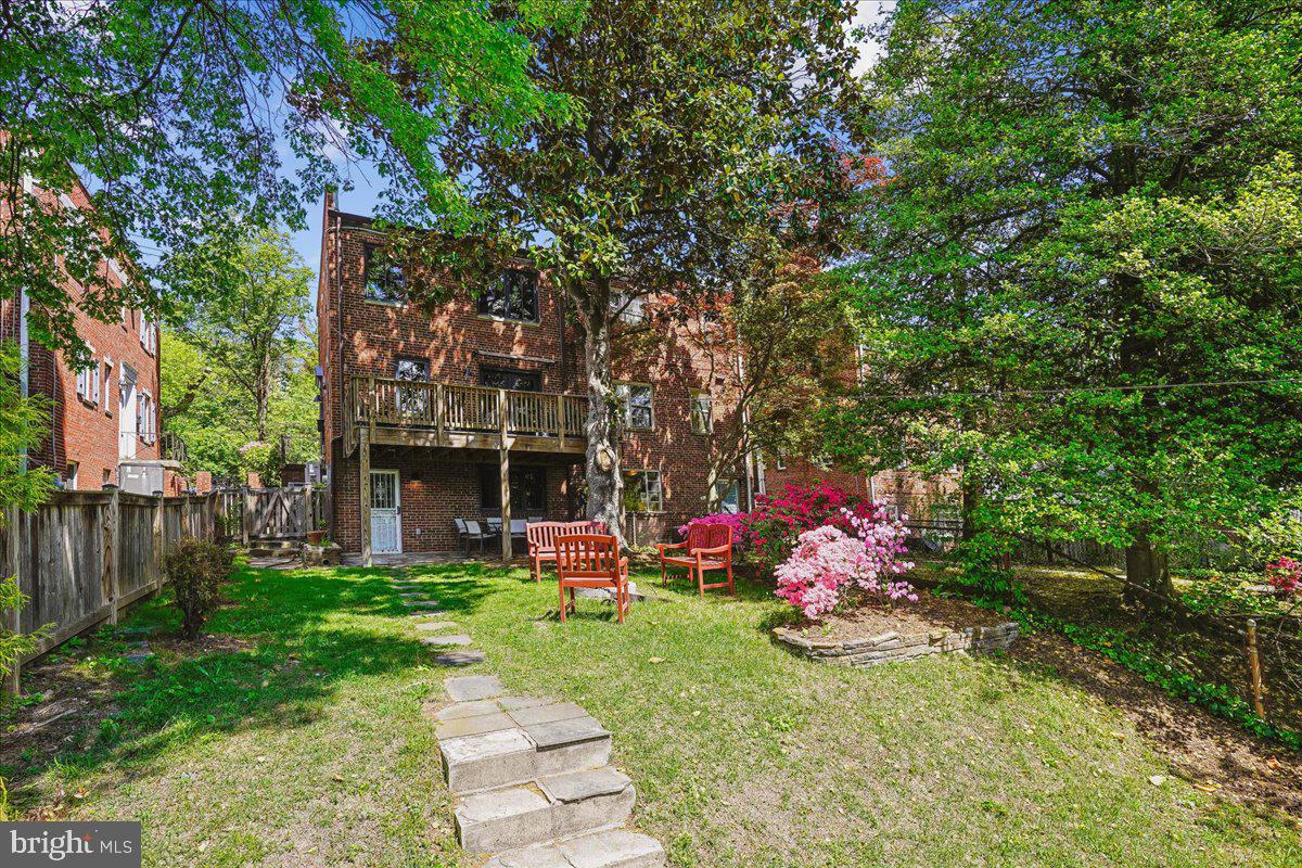 2910 UPTON STREET NW