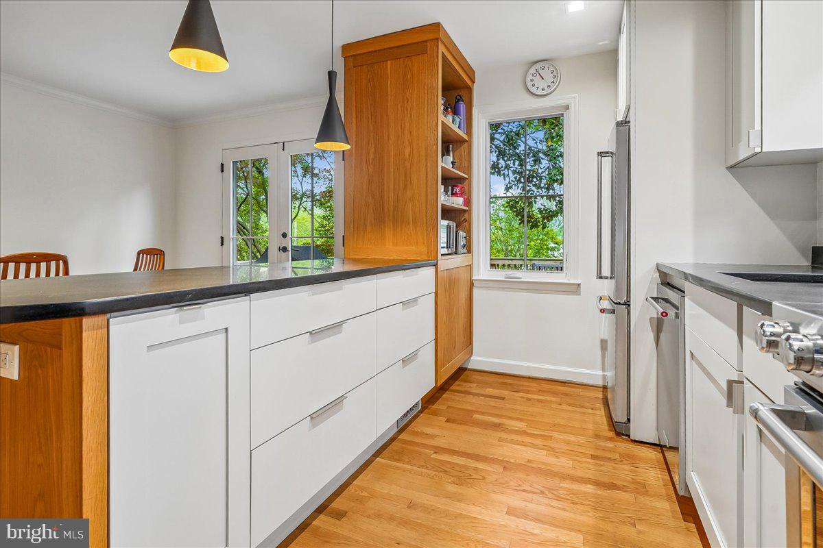 2910 UPTON STREET NW