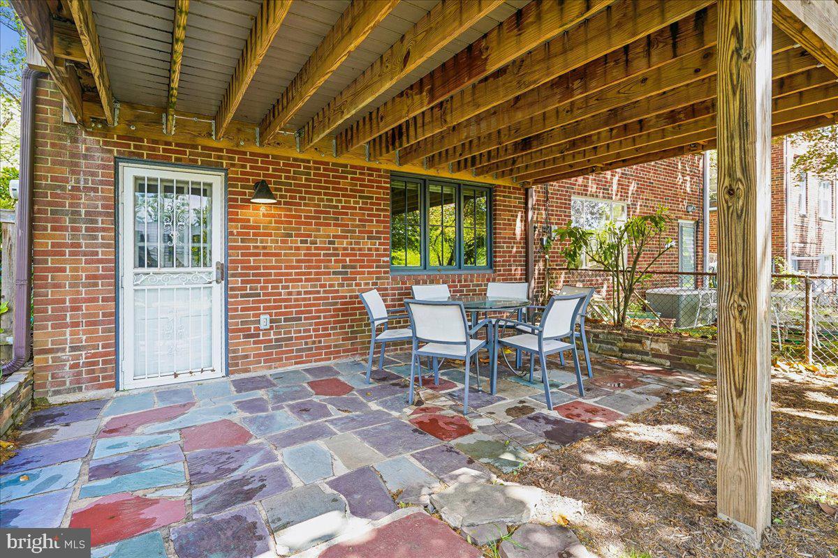 2910 UPTON STREET NW