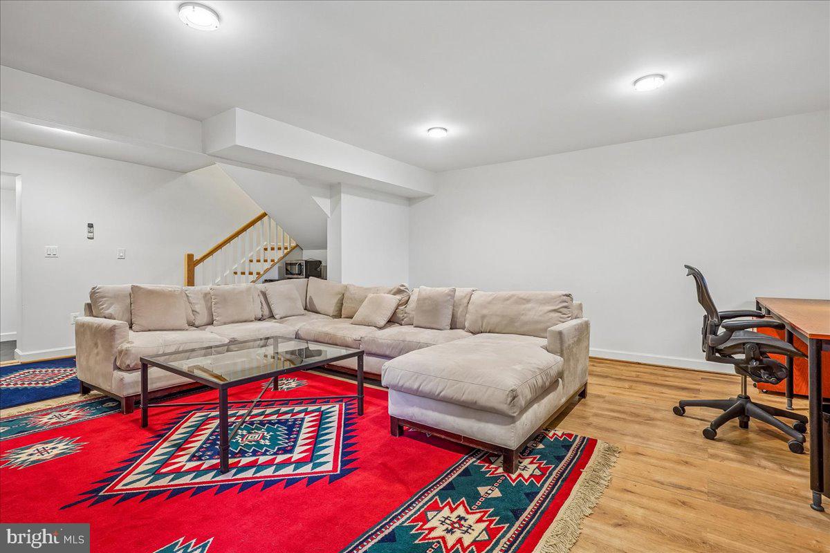 2910 UPTON STREET NW