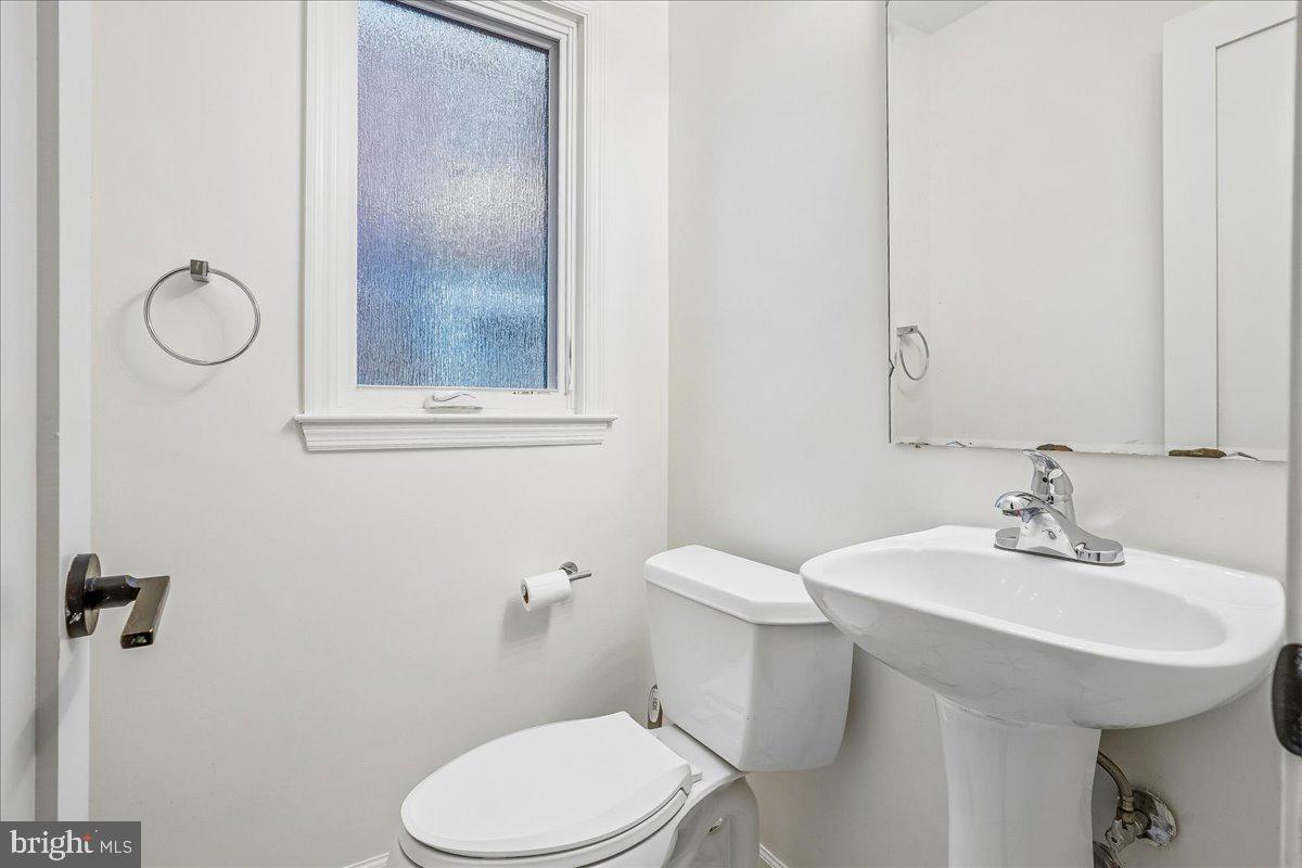 2910 UPTON STREET NW