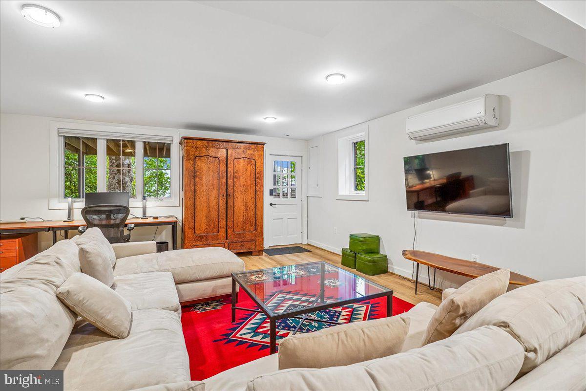 2910 UPTON STREET NW