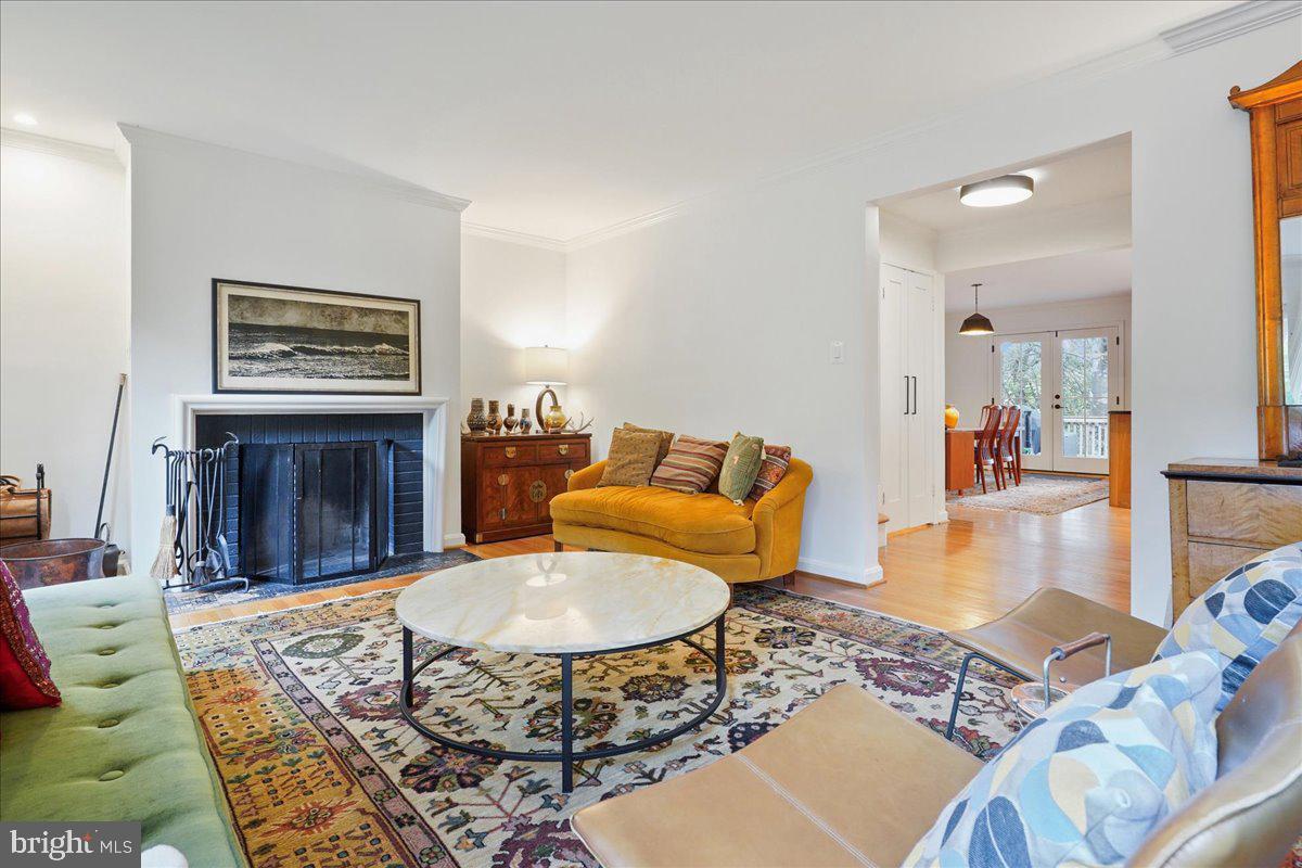 2910 UPTON STREET NW