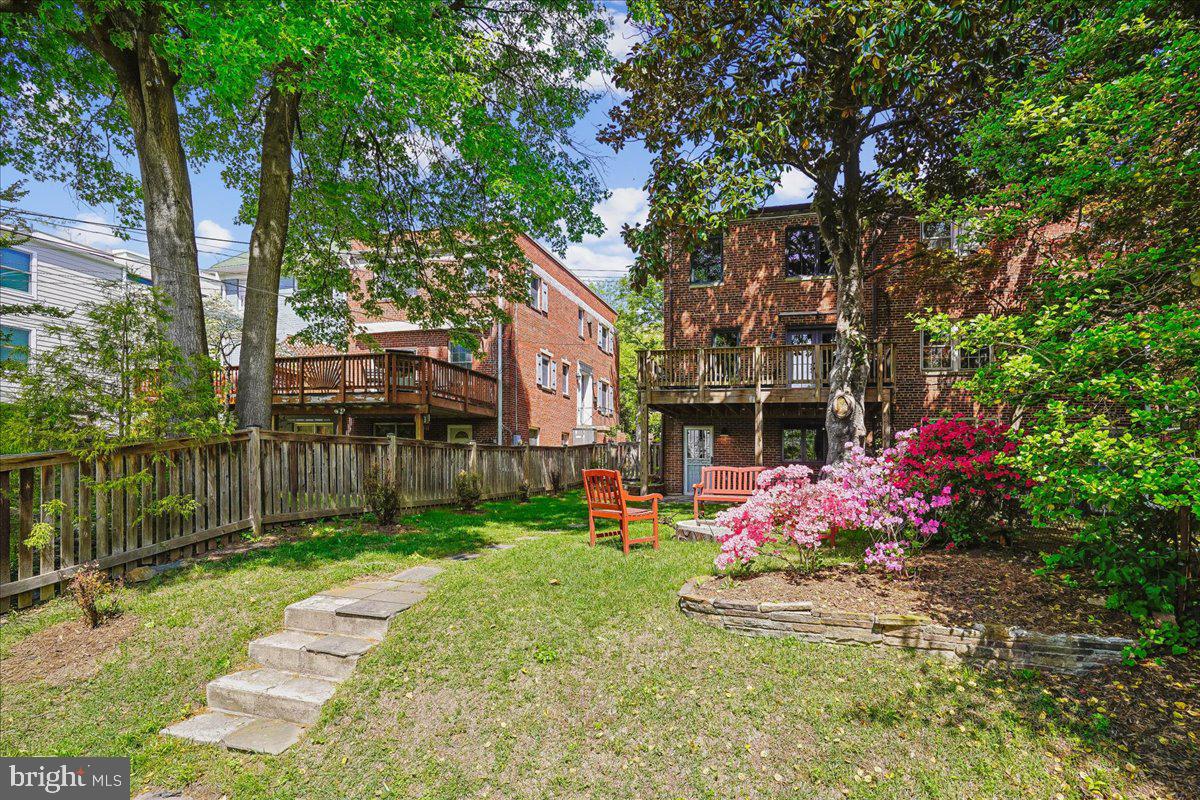 2910 UPTON STREET NW