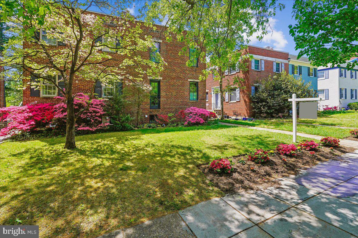 2910 UPTON STREET NW