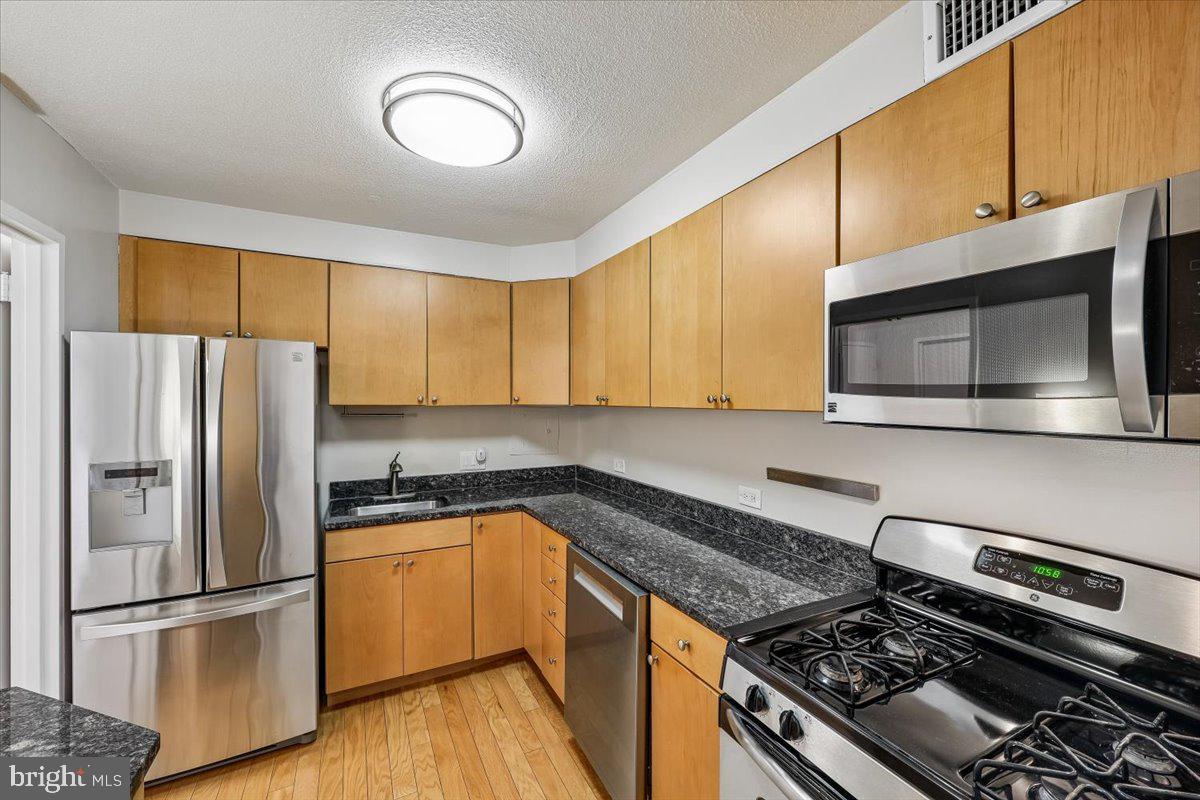 700 7TH STREET SW 324