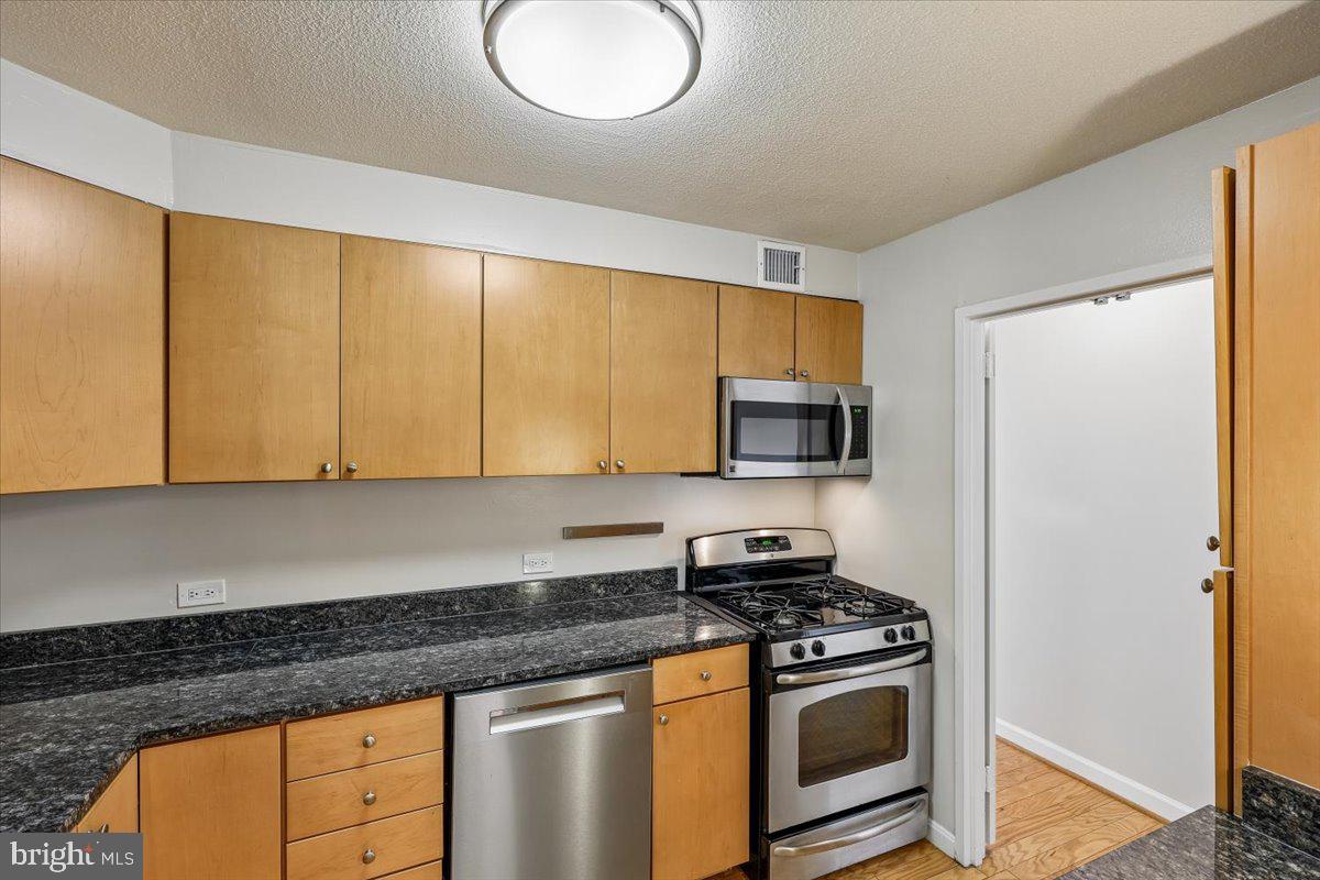 700 7TH STREET SW 324
