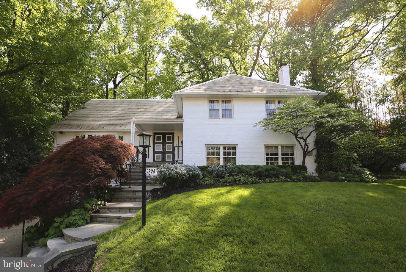 2824 ELLICOTT STREET NW