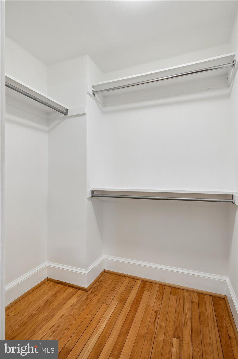 523 8TH STREET NE 302