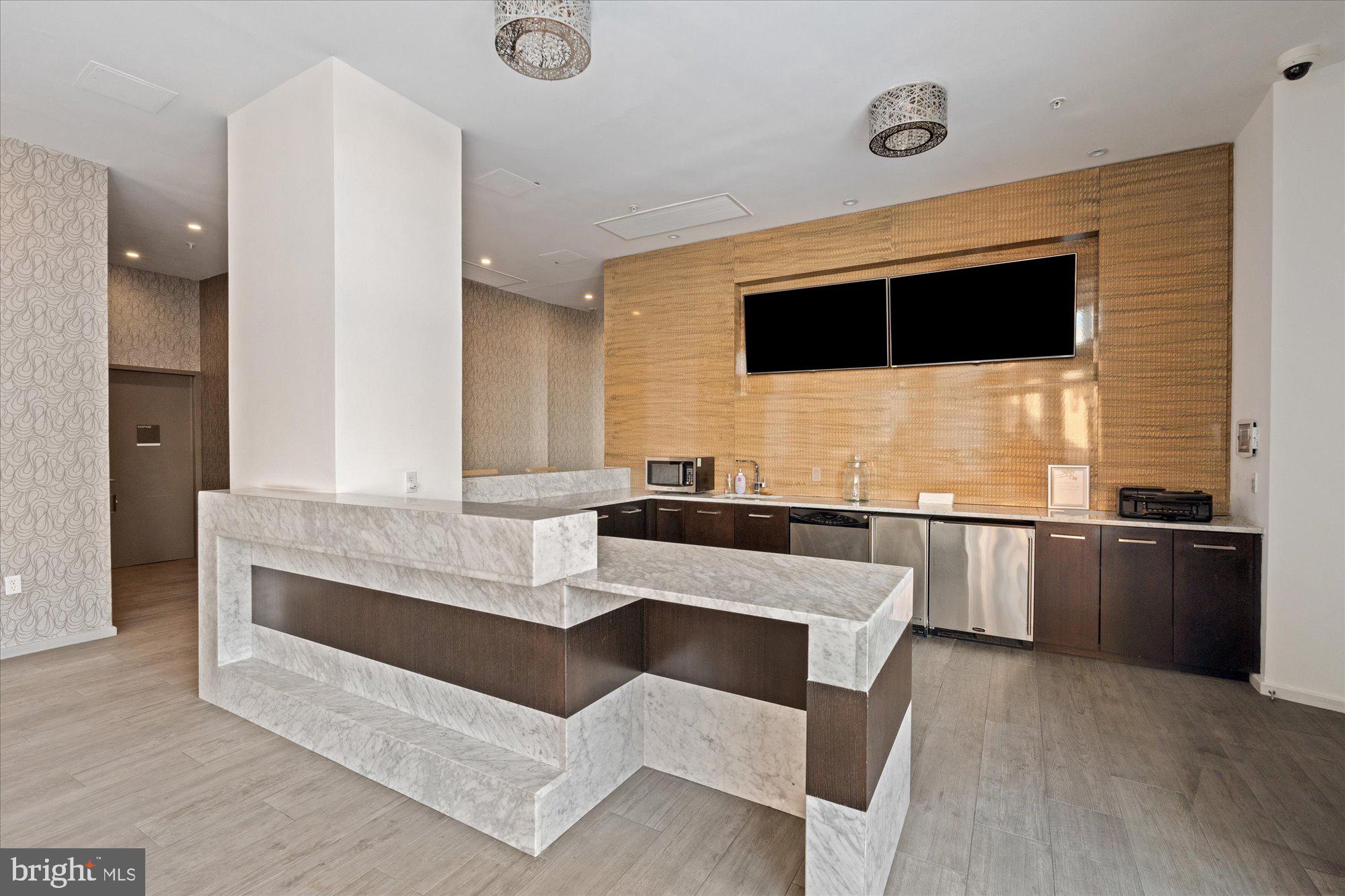 460 NEW YORK AVE NW 304