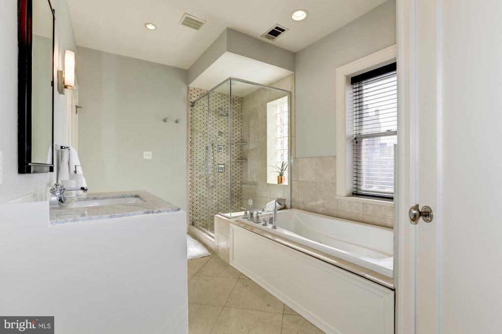 1630 19TH STREET B NW