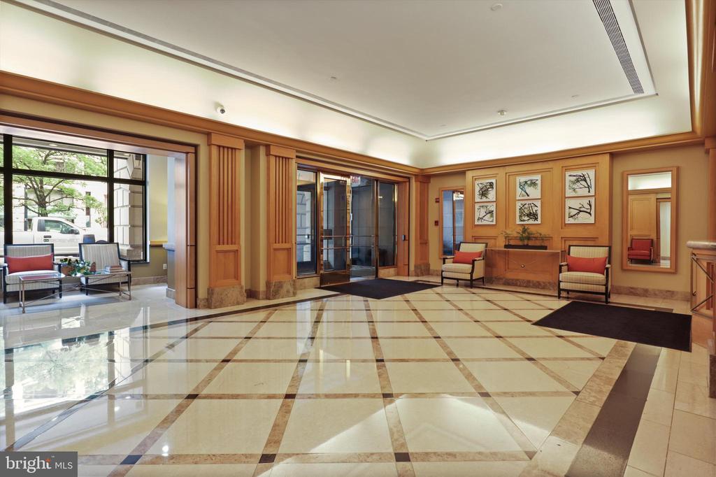 601 PENNSYLVANIA AVENUE NW 612