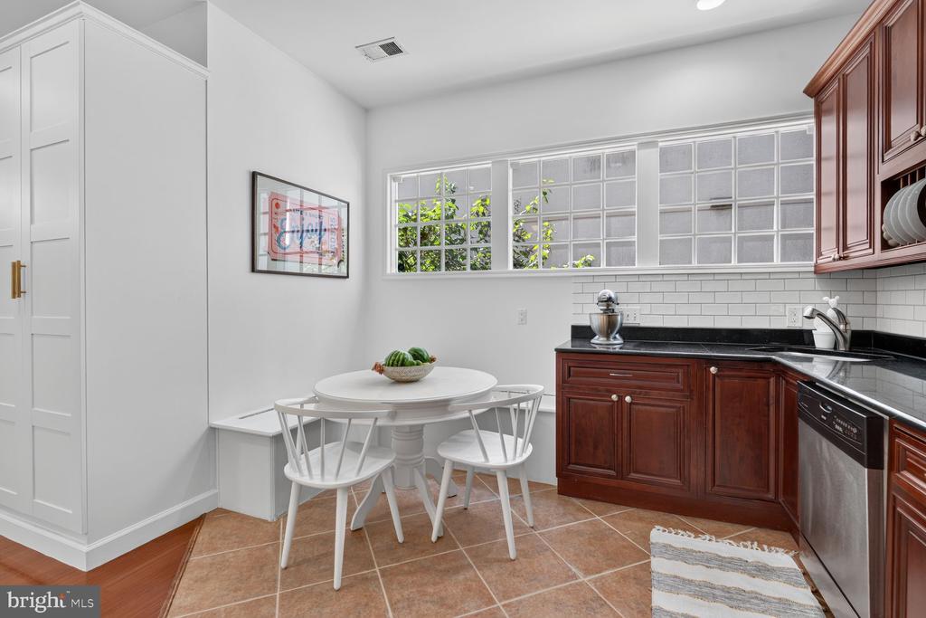 3350 17TH STREET NW 1