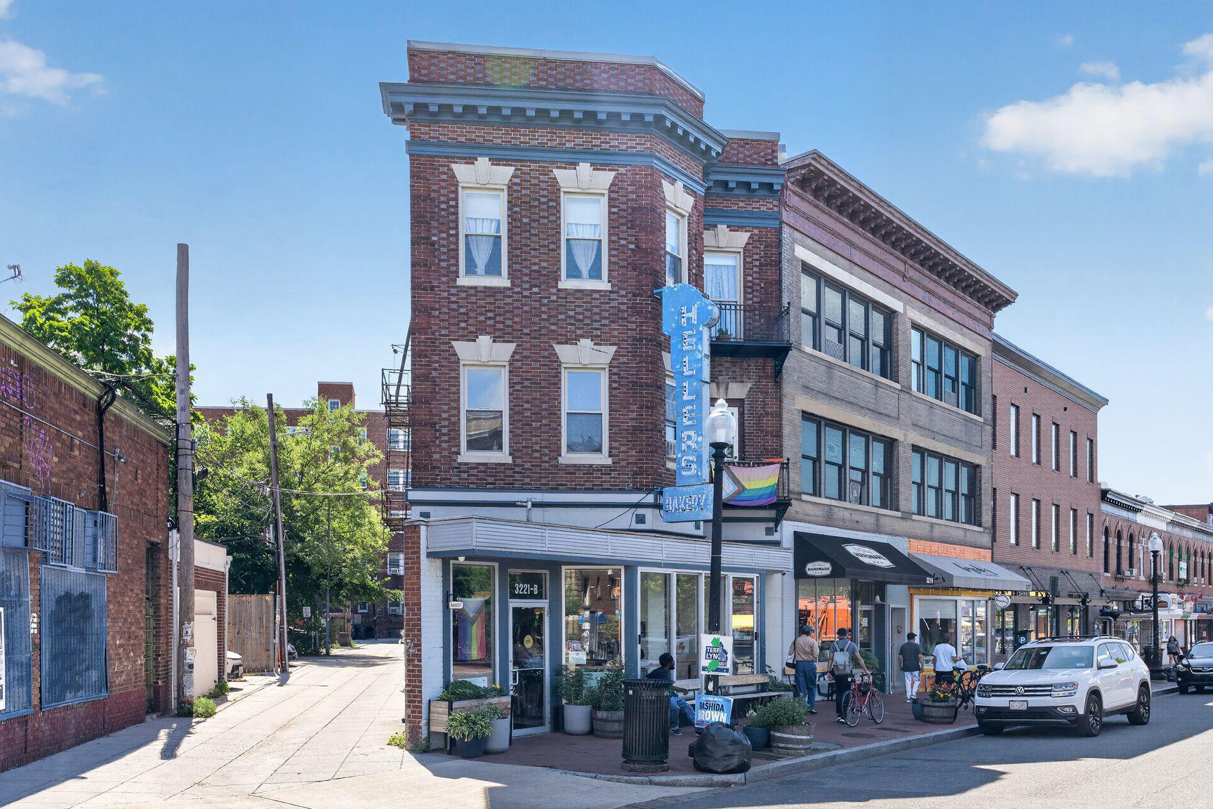 3350 17TH STREET NW 1