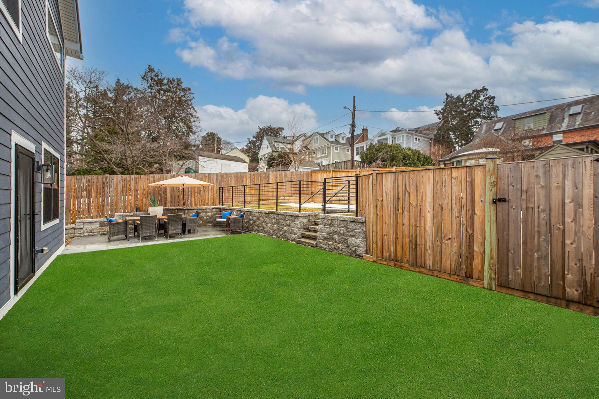 4244 ALTON PLACE NW