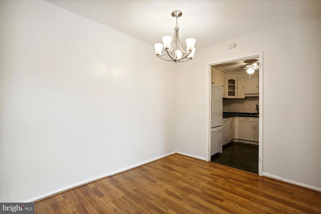 700 7TH STREET SW 211