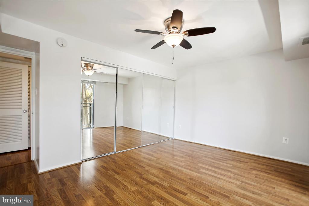 700 7TH STREET SW 211