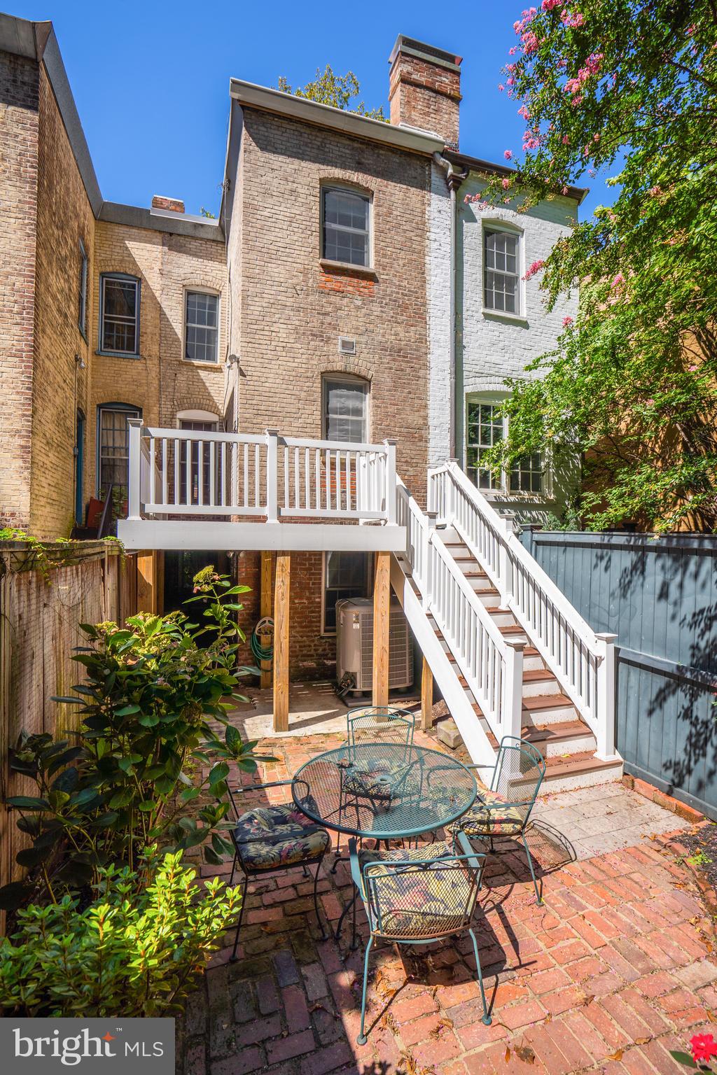 1025 30TH STREET NW