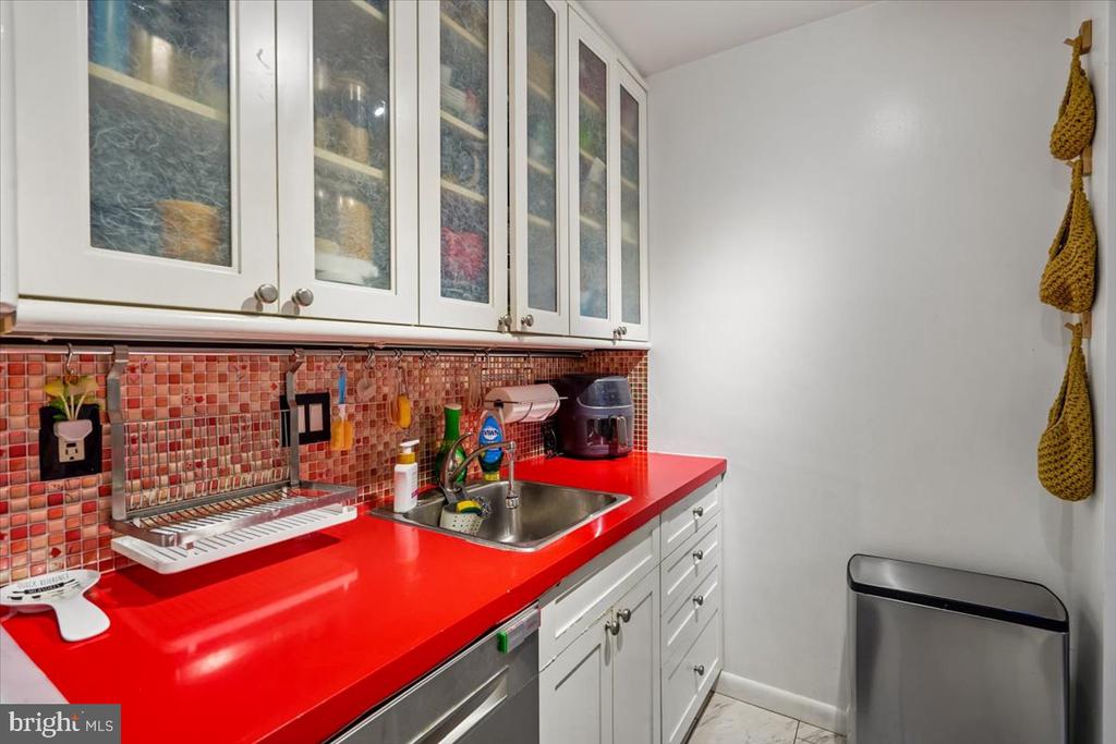 1260 21ST STREET NW 111