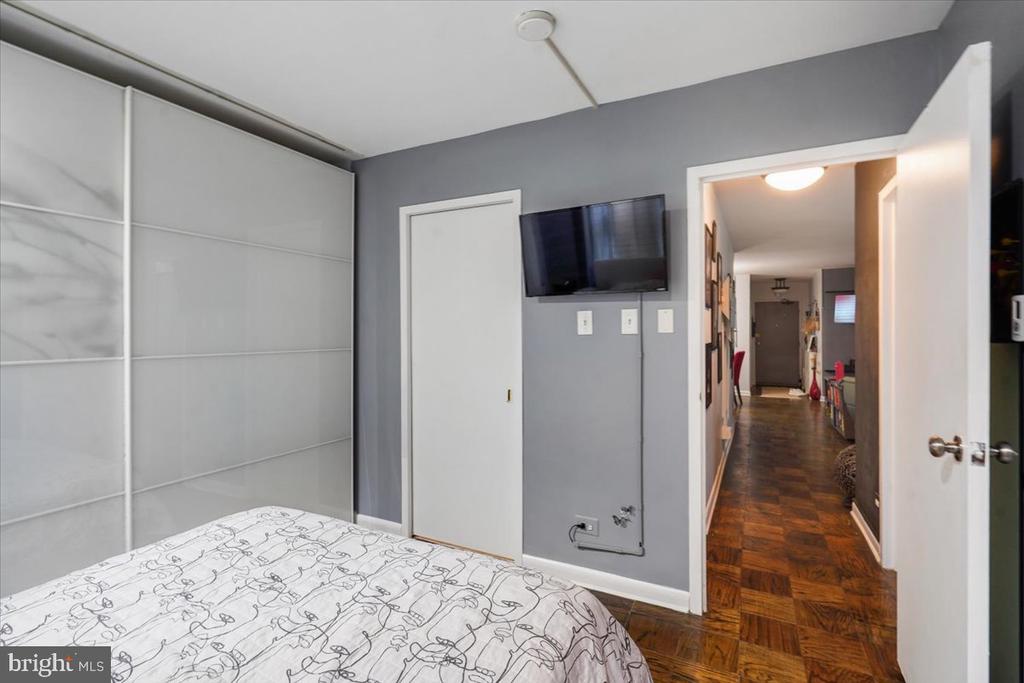 1260 21ST STREET NW 111