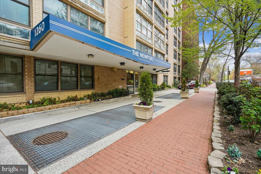 1260 21ST STREET NW 111