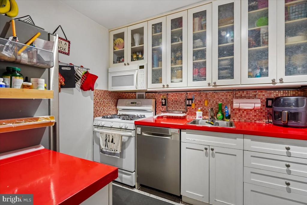 1260 21ST STREET NW 111