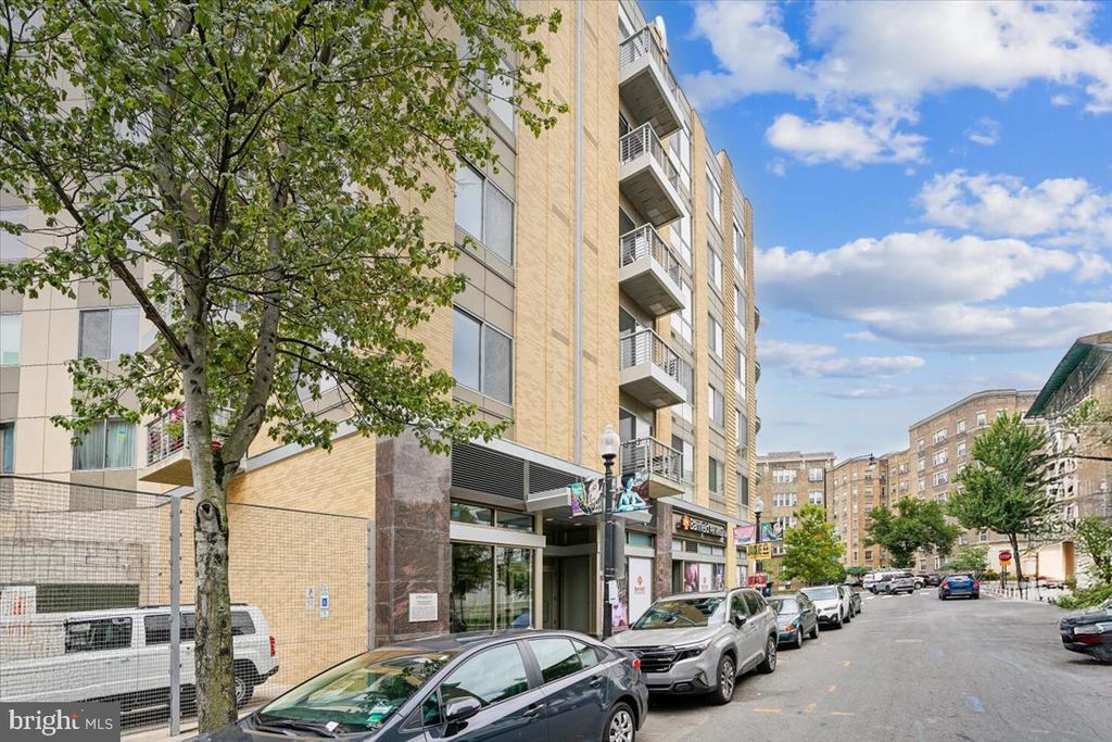 2550 17TH STREET NW 403