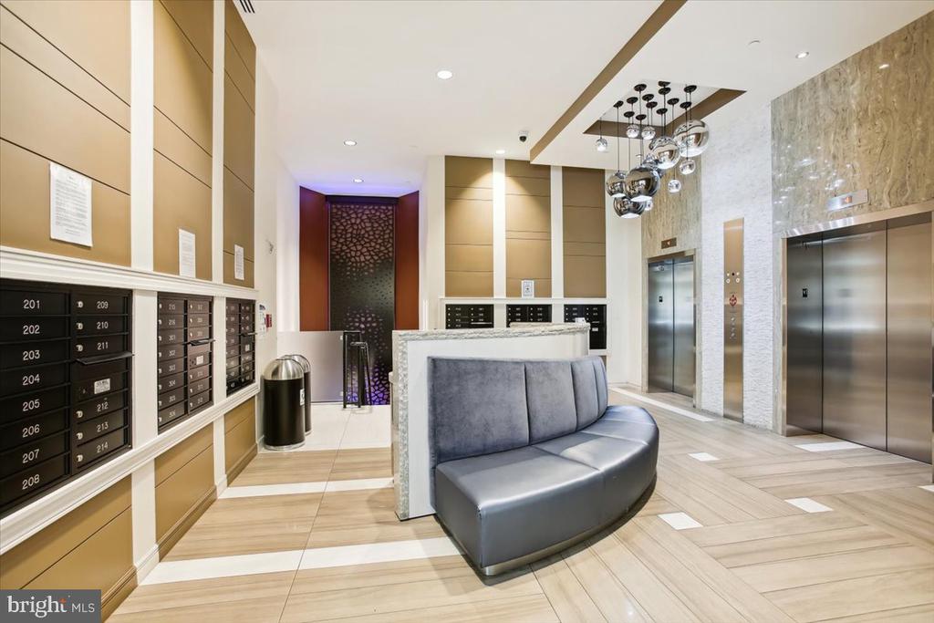 2550 17TH STREET NW 403