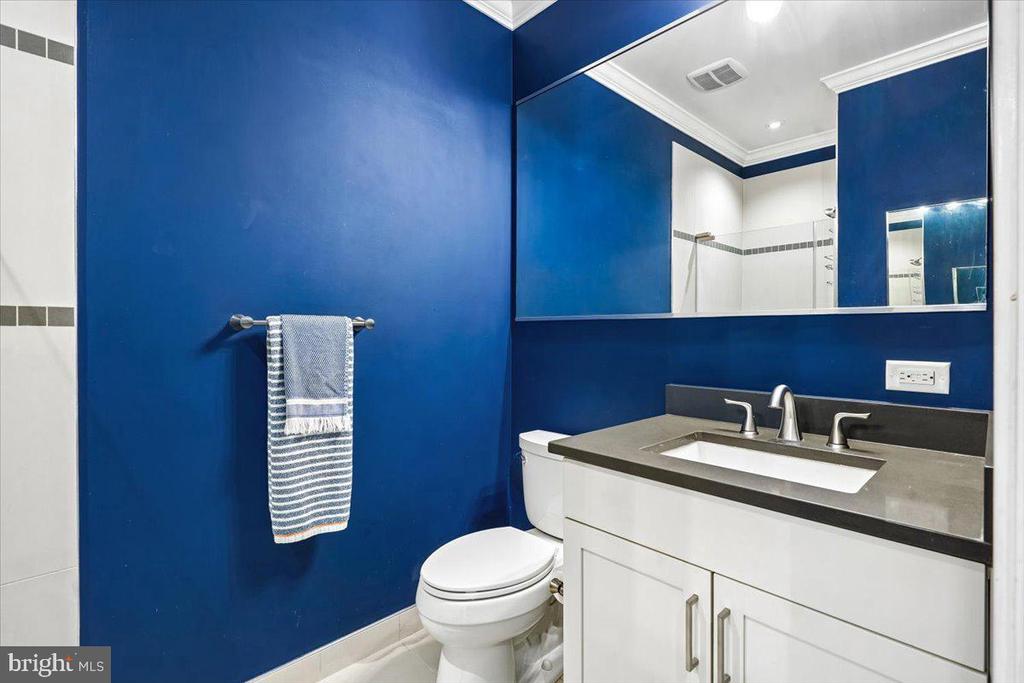 2550 17TH STREET NW 403