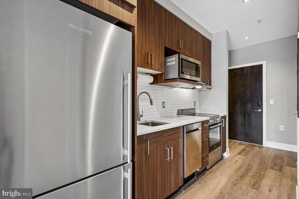 2550 17TH STREET NW 403