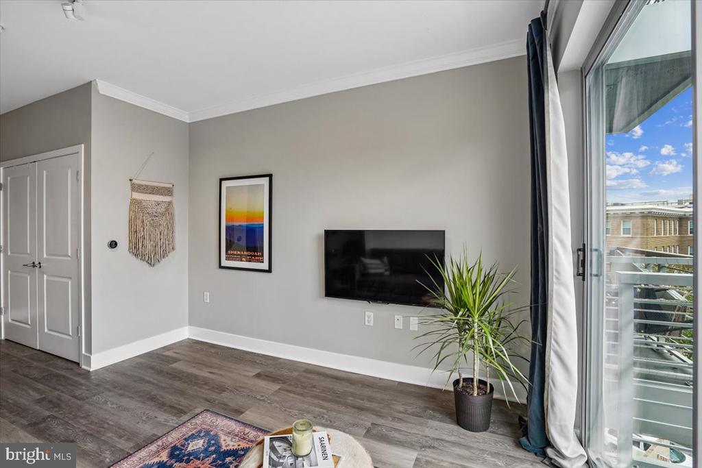 2550 17TH STREET NW 403
