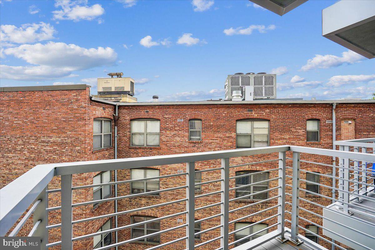 2550 17TH STREET NW 403