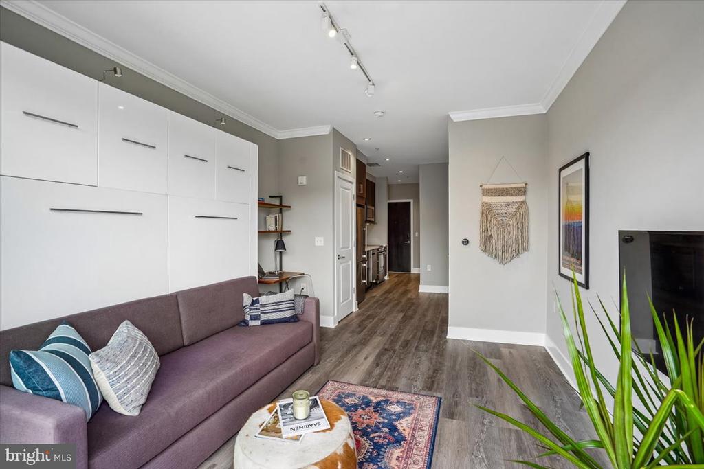 2550 17TH STREET NW 403