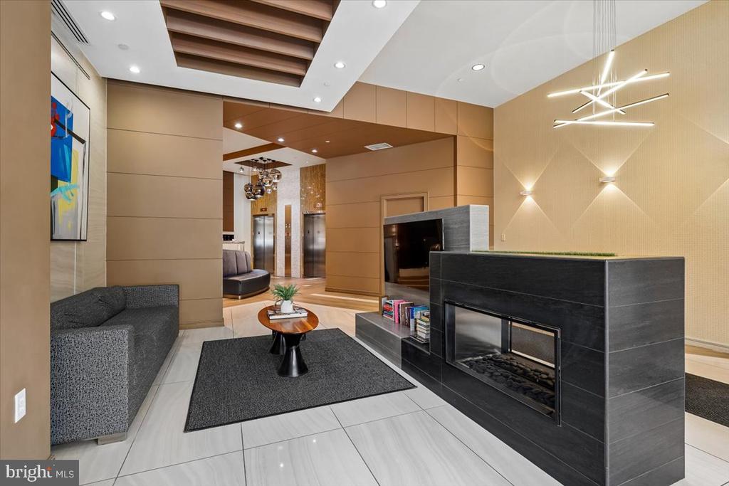 2550 17TH STREET NW 403