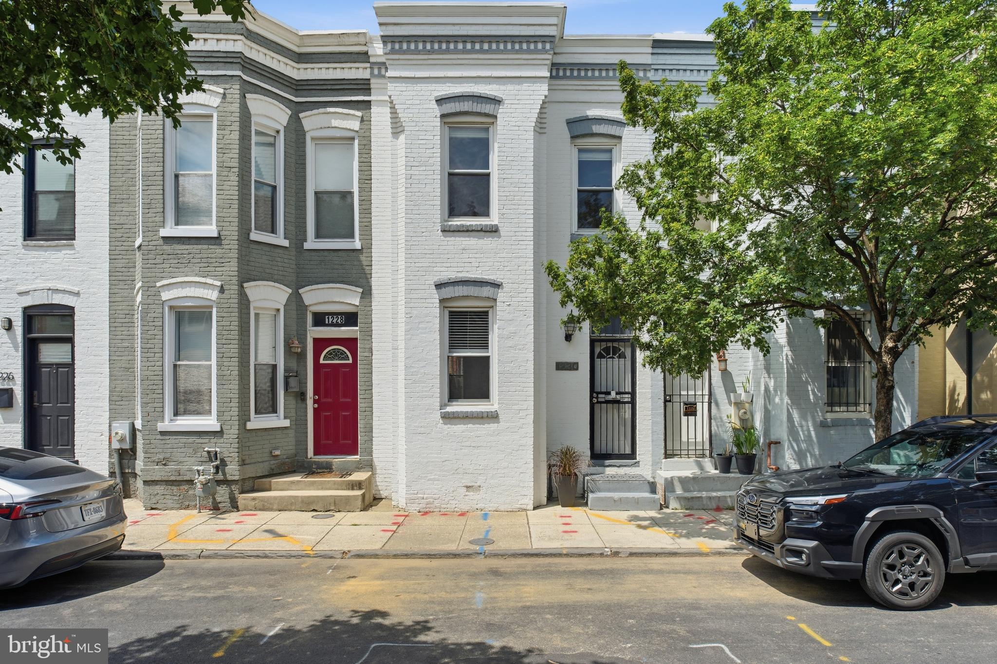 1230 WYLIE STREET NE