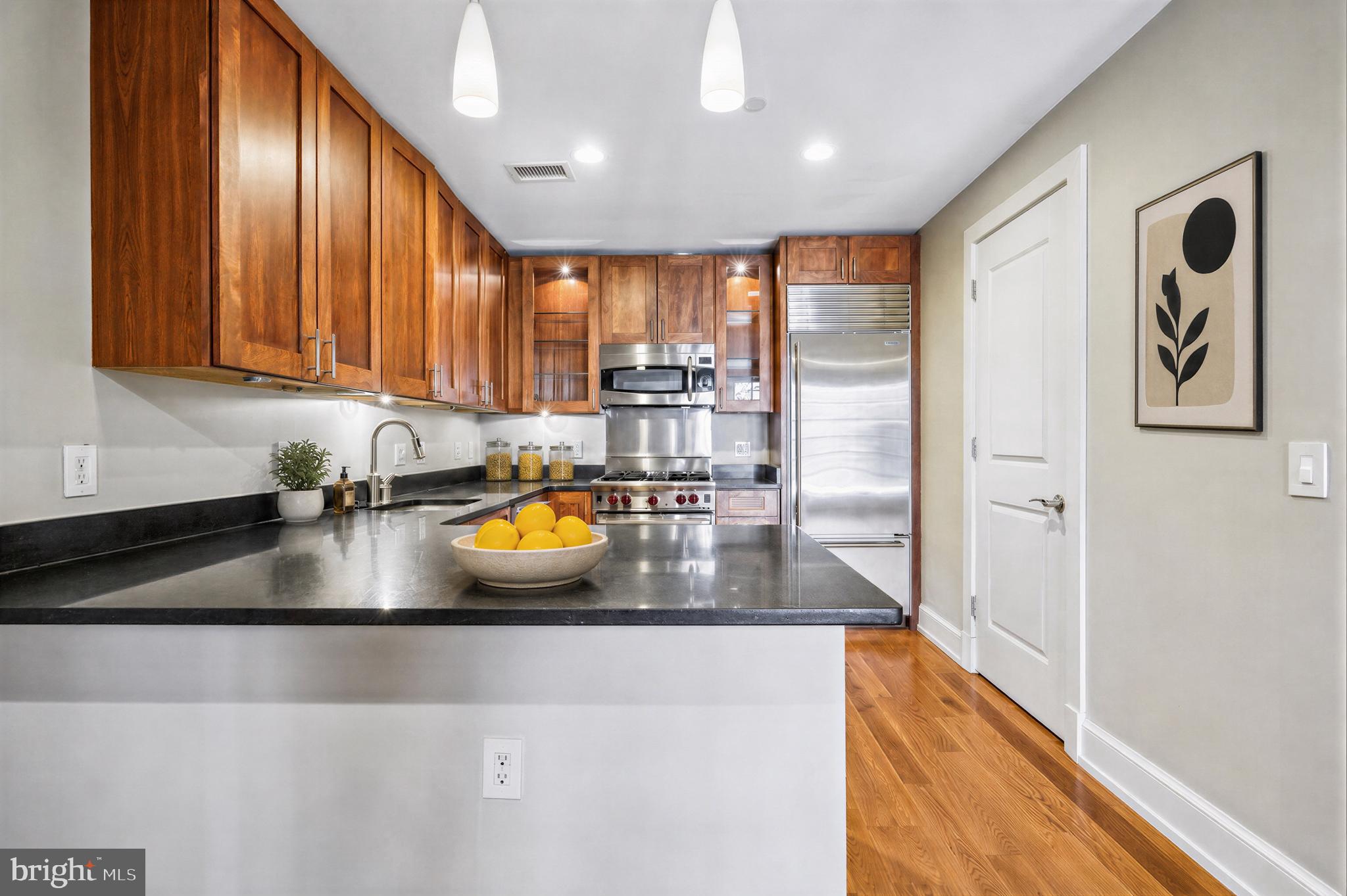 215 I STREET NE 103