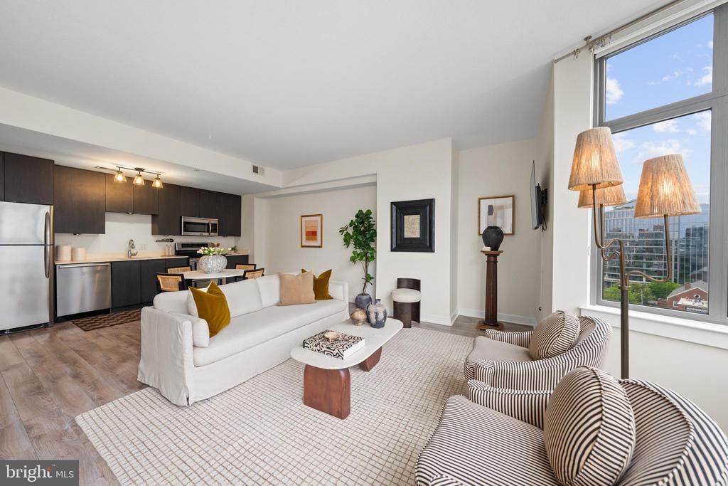 460 NEW YORK NW Unit: 802