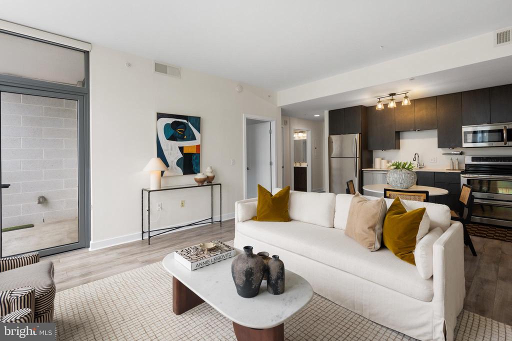 460 NEW YORK NW Unit: 802