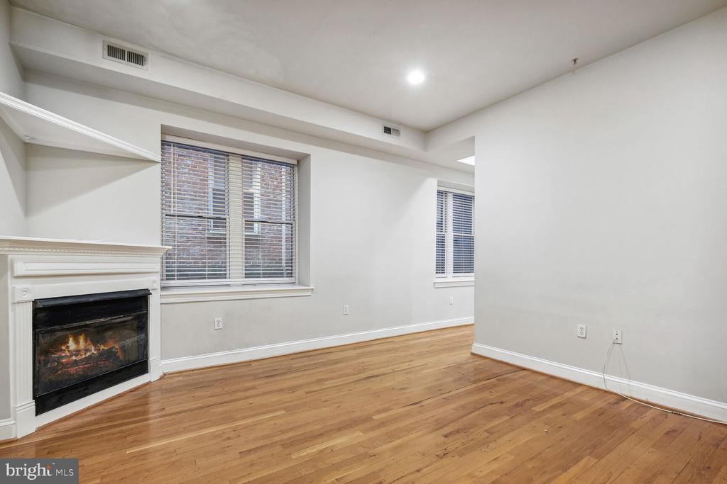 1417 CHAPIN STREET NW Unit: 203