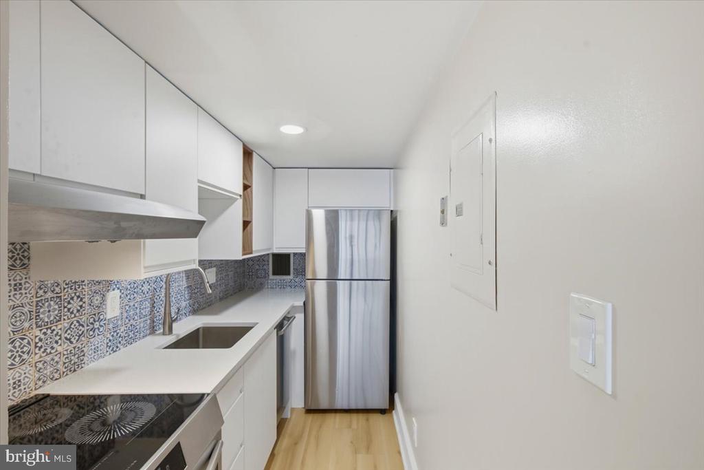 1825 T STREET NW Unit: 401