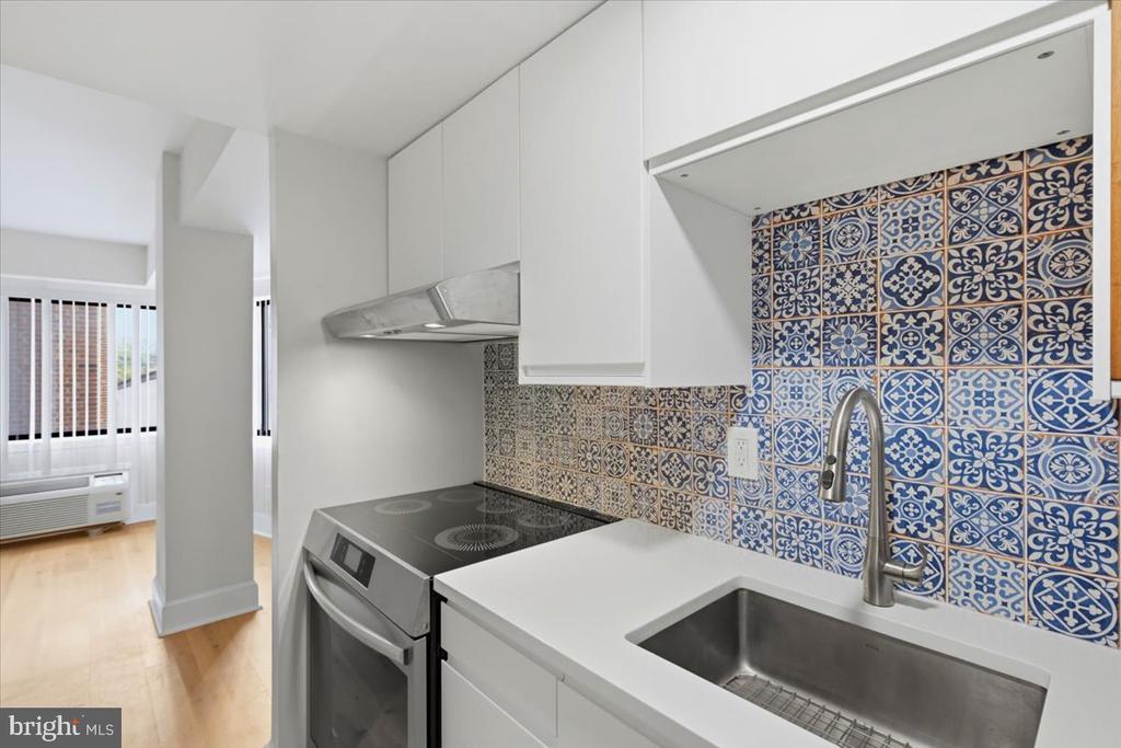 1825 T STREET NW Unit: 401