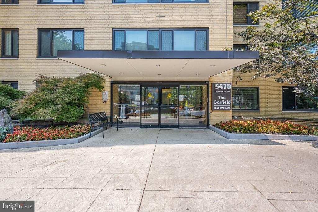 5410 CONNECTICUT AVENUE NW Unit: 609