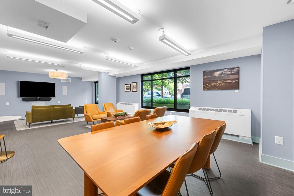 5410 CONNECTICUT AVENUE NW Unit: 609