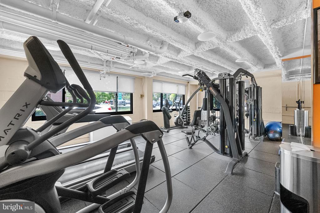 5410 CONNECTICUT AVENUE NW Unit: 609