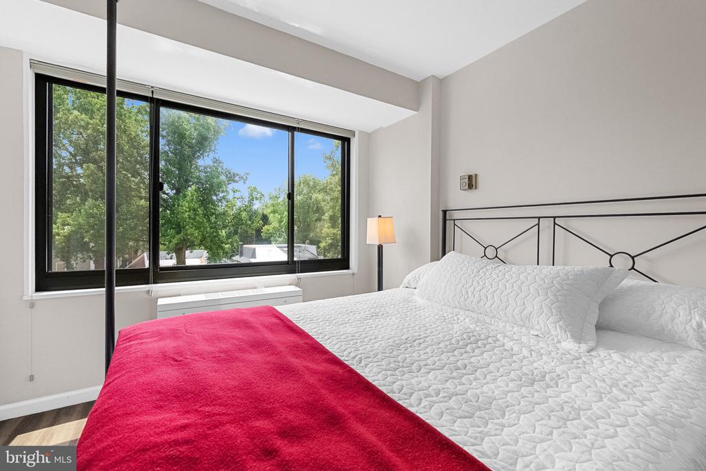 5410 CONNECTICUT AVENUE NW Unit: 609