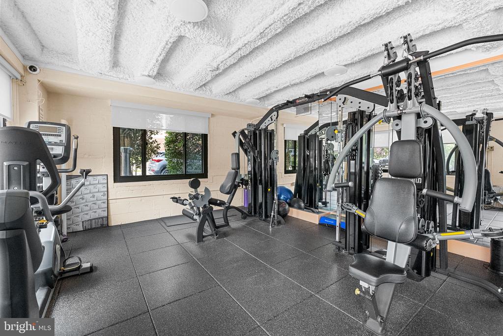 5410 CONNECTICUT AVENUE NW Unit: 609