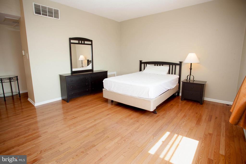 1851 COLUMBIA ROAD NW Unit: 600